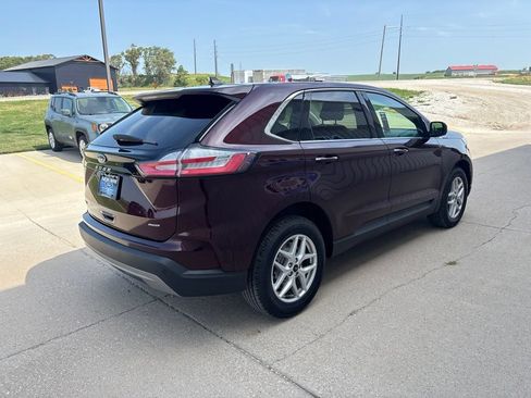Used 2023 Ford Edge SEL w/ Convenience Package AWD/4WD image 4