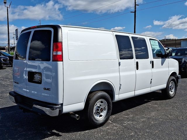 New 2025 GMC Savana 3500 w/ Driver Convenience Package RWD image 6