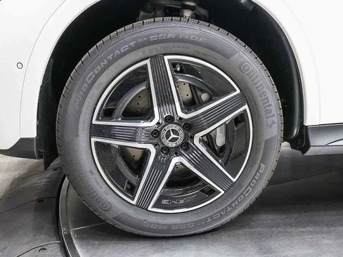 New 2025 Mercedes-Benz GLC 350e 4MATIC image 11