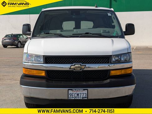 Used 2019 Chevrolet Express 3500 LT w/ LT Preferred Equipment Group image 3