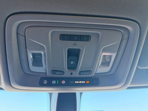 Used 2021 GMC Sierra 1500 Elevation w/ Preferred Package image 24