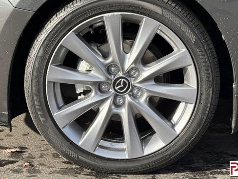 Used 2023 MAZDA MAZDA3 s image 32