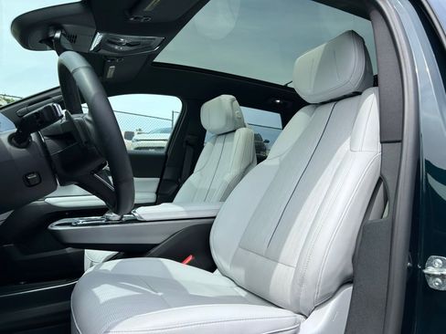 Used 2024 Cadillac Lyriq Luxury w/ LPO, Floor Liner Package image 20