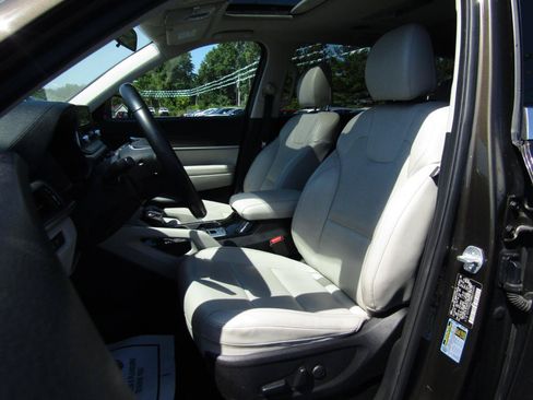 Used 2021 Kia Telluride S AWD/4WD image 13