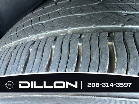 Used 2025 Nissan Rogue SV AWD/4WD image 17