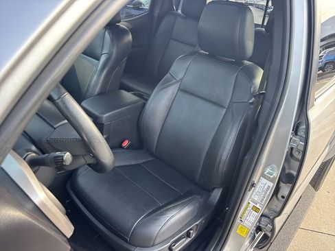 Used 2023 Toyota Tacoma Limited image 20
