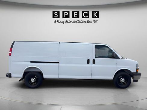 New 2026 Chevrolet Express 2500 Extended w/ Driver Convenience Package RWD image 7