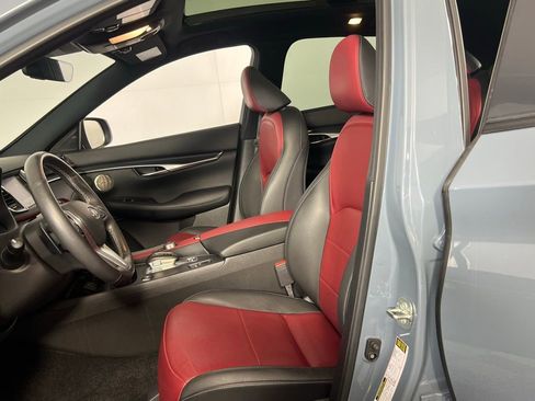 Used 2023 INFINITI QX50 Sport image 22