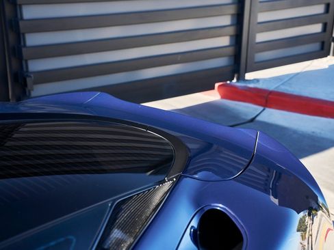 Used 2022 McLaren GT image 10