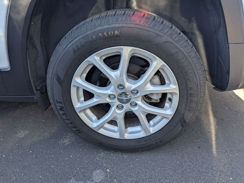 Used 2016 Jeep Cherokee Latitude image 7