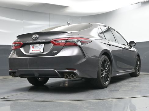 Used 2022 Toyota Camry XSE image 27