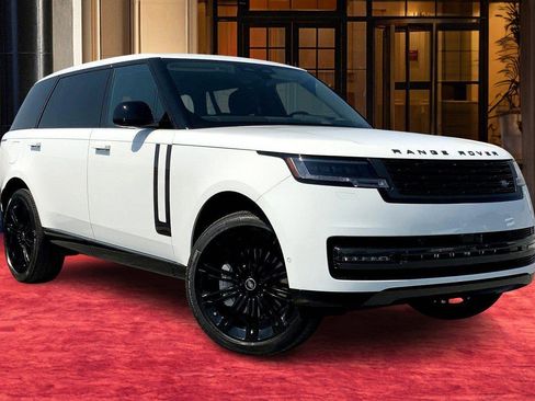 New 2025 Land Rover Range Rover Long Wheelbase SE AWD/4WD image 15
