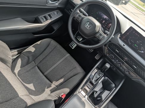 Used 2024 Honda Accord Sport image 9
