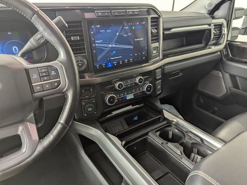 Used 2023 Ford F250 Lariat w/ Lariat Ultimate Package AWD/4WD image 18