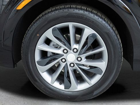 Used 2023 Buick Encore GX Select w/ Sport Touring Package FWD image 9