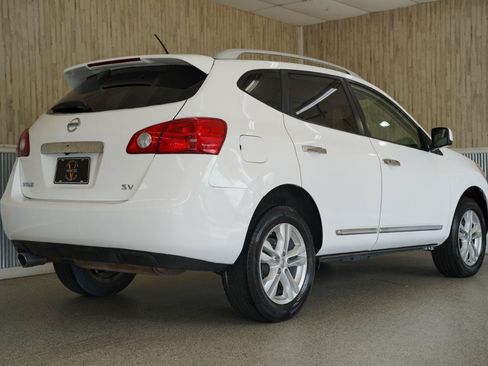 Used 2013 Nissan Rogue SV w/ Premium Pkg FWD image 10