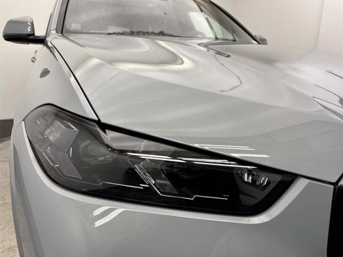 New 2026 BMW X5 xDrive40i w/ M Sport Package image 18