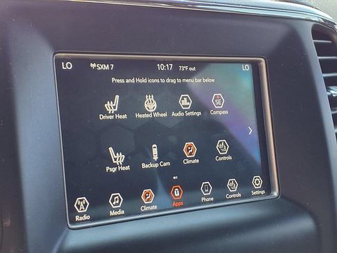 Used 2020 Jeep Grand Cherokee Laredo AWD/4WD image 16