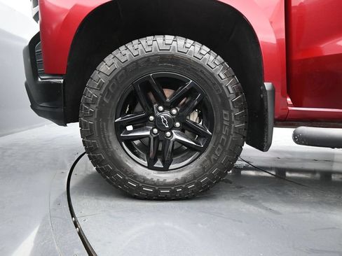 Used 2021 Chevrolet Silverado 1500 LT Trail Boss w/ Convenience Package II AWD/4WD image 28