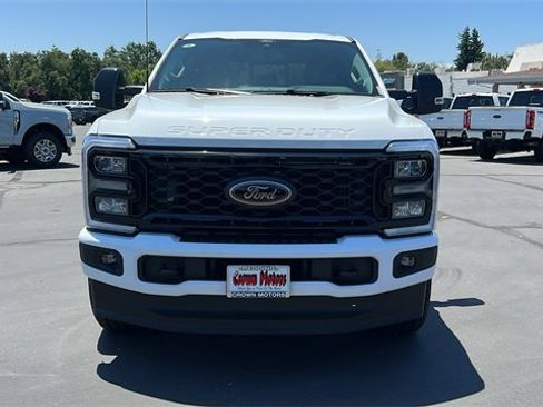 New 2025 Ford F250 XLT w/ Black Appearance Package image 8