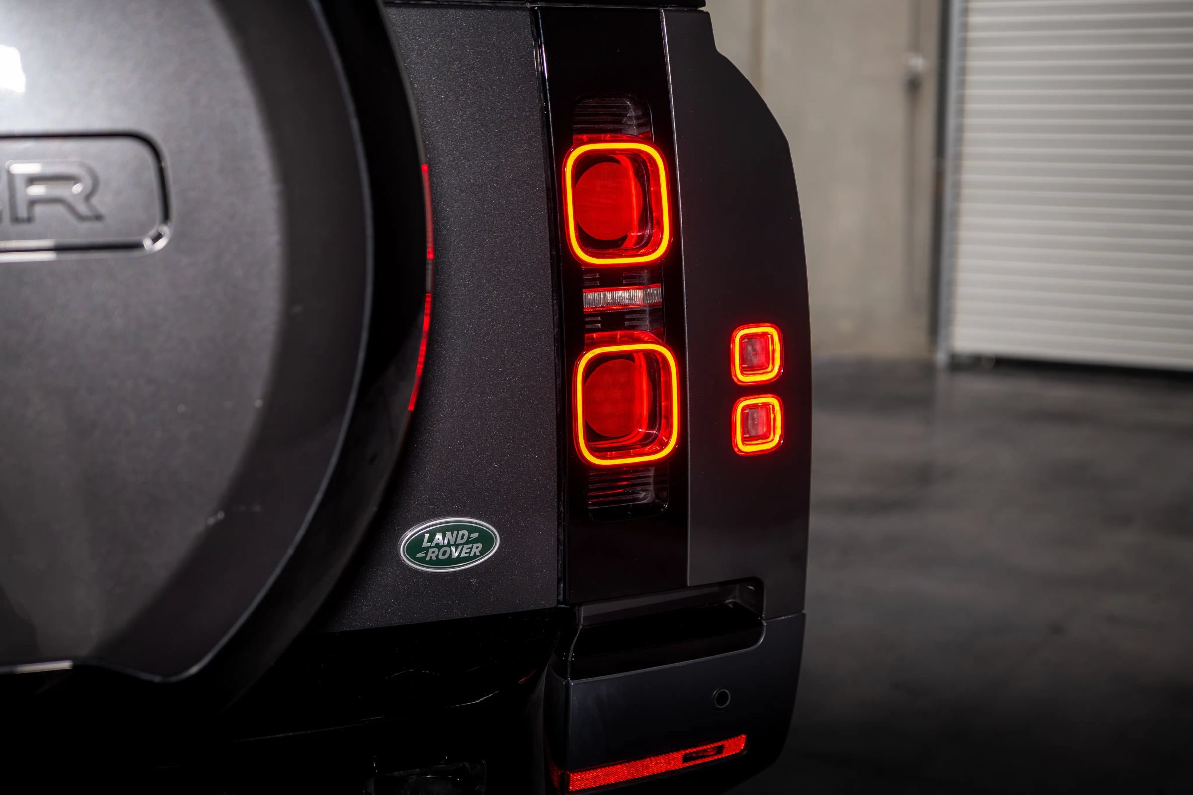 Used 2023 Land Rover Defender 130 First Edition AWD/4WD image 17