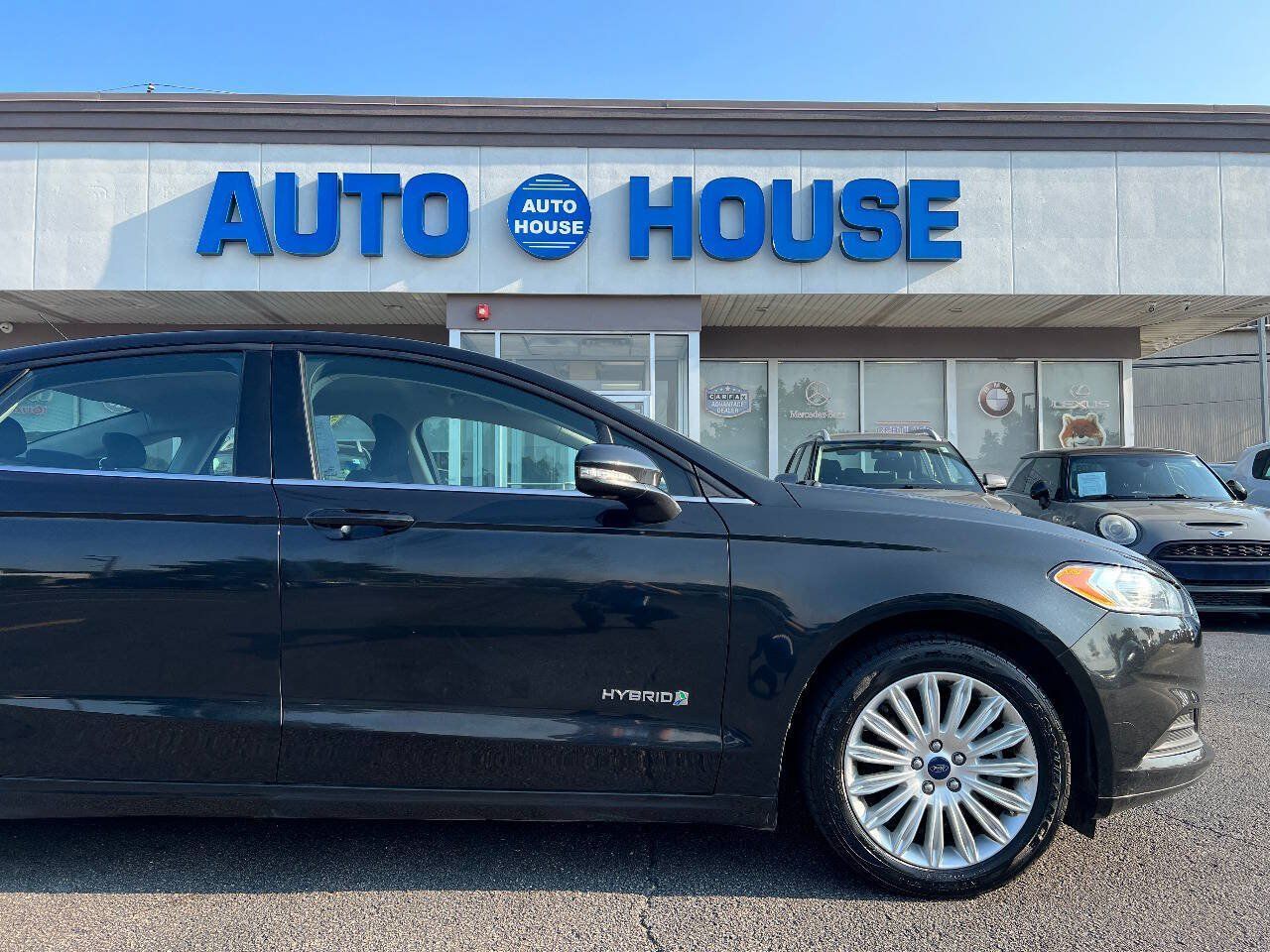Used 2014 Ford Fusion SE FWD image 40
