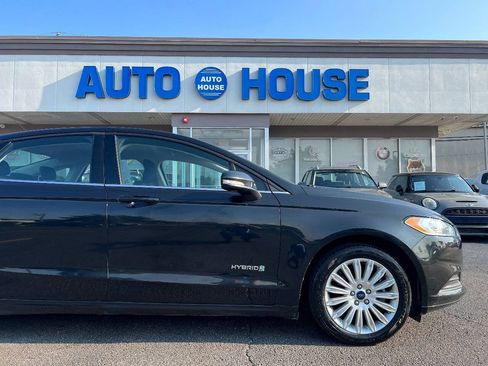Used 2014 Ford Fusion SE FWD image 40