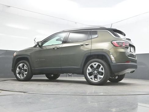 Used 2018 Jeep Compass Limited AWD/4WD image 36