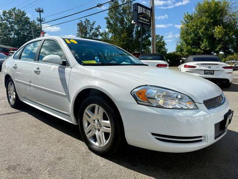 Used 2014 Chevrolet Impala LT w/ LT Sunroof Package image 7