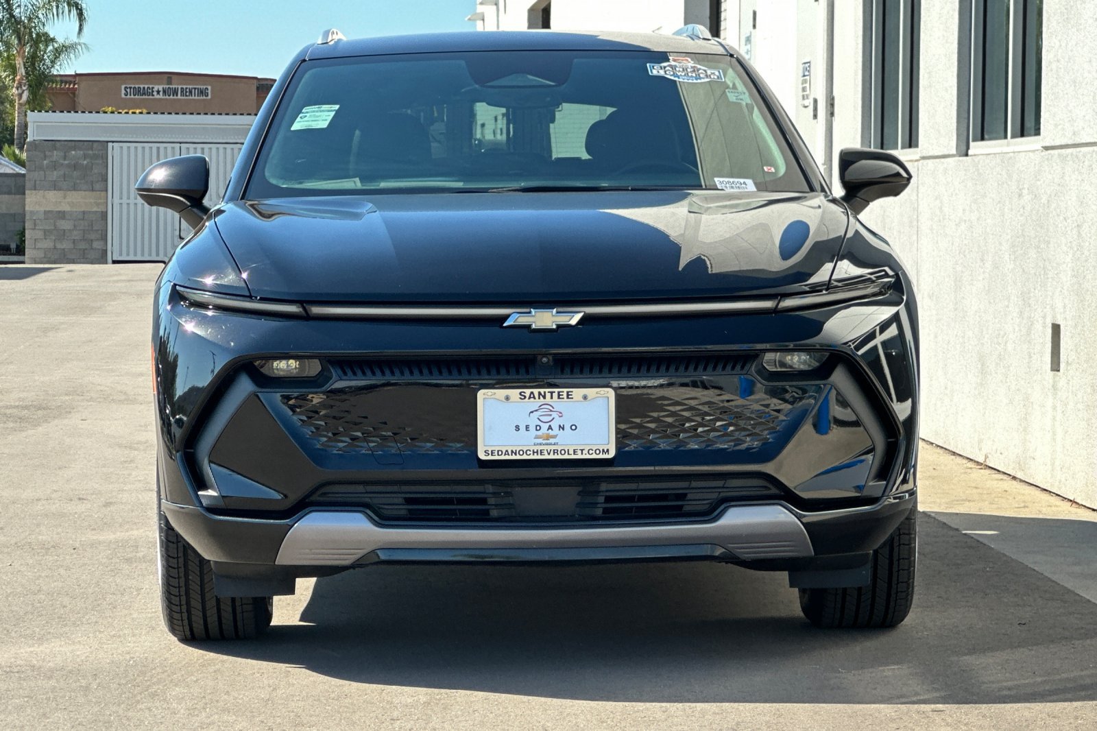 Used 2024 Chevrolet Equinox EV LT FWD image 9