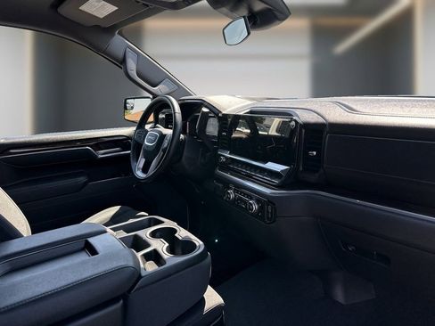 Certified 2025 GMC Sierra 1500 SLE AWD/4WD image 11