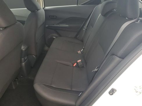 New 2025 Nissan Kicks Play S image 27