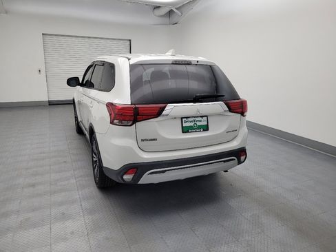 Used 2019 Mitsubishi Outlander ES AWD/4WD image 6