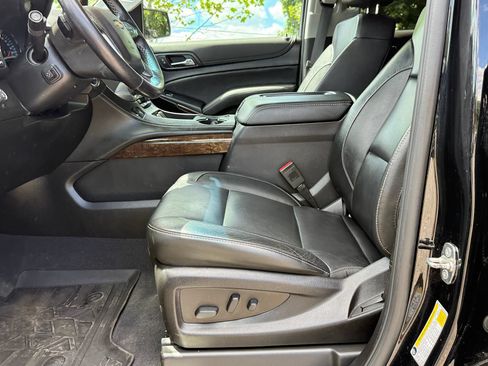 Used 2019 Chevrolet Tahoe LT AWD/4WD image 19