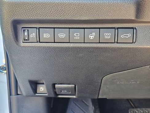 Used 2023 Toyota RAV4 XSE AWD/4WD image 25