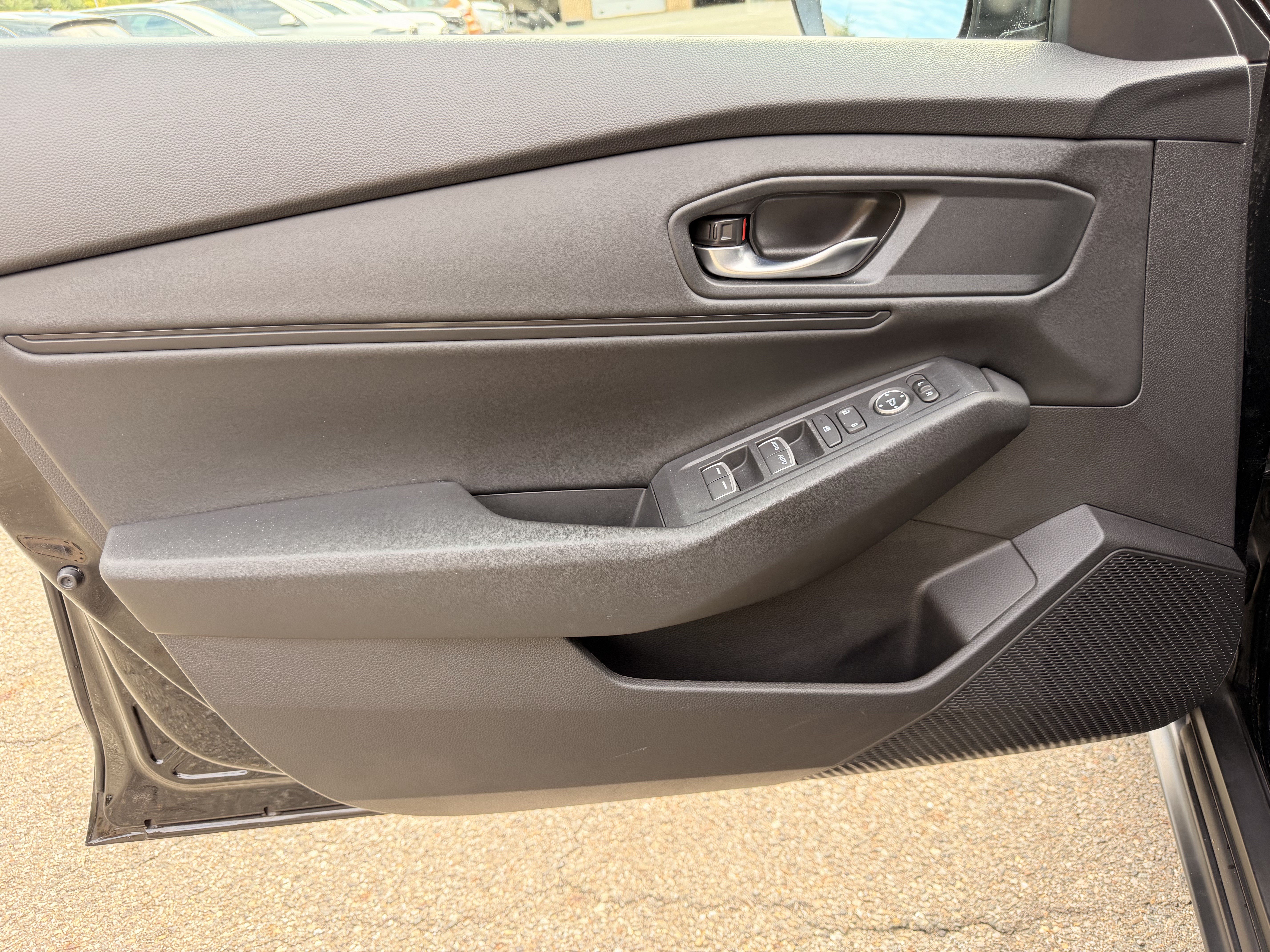 Certified 2024 Honda Accord EX image 7