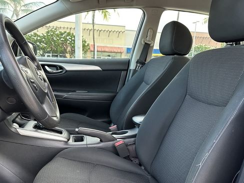 Used 2019 Nissan Sentra S w/ Exterior Package FWD image 13