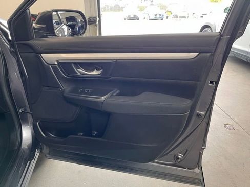 Used 2019 Honda CR-V LX image 12