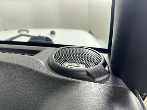 Used 2017 Jeep Wrangler Unlimited Willys image 29