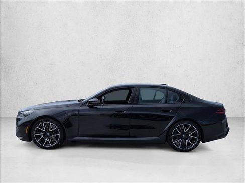 Certified 2026 BMW M5 AWD/4WD image 9