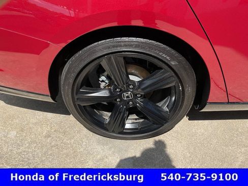 Used 2025 Honda Accord Sport image 12