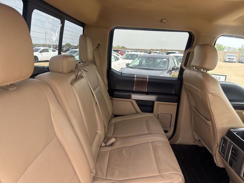 Used 2015 Ford F150 Lariat w/ Equipment Group 502A Luxury RWD image 28