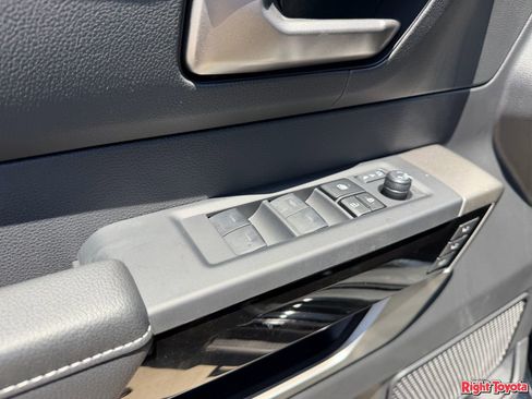 New 2026 Toyota Tundra Limited AWD/4WD image 19