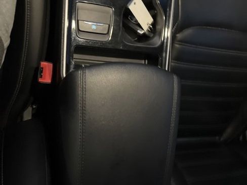 Used 2019 Ford Edge SEL w/ Cold Weather Package image 13