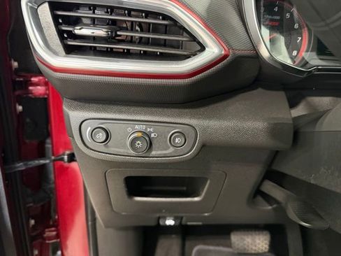 Used 2023 Chevrolet TrailBlazer RS w/ Convenience Package FWD image 10