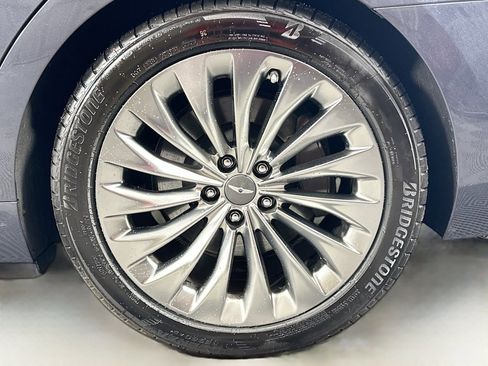 Used 2017 Genesis G90 5.0 Ultimate image 40