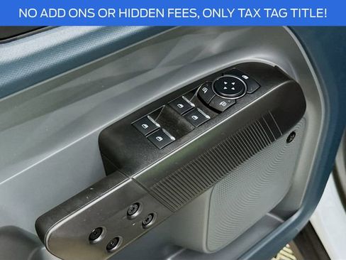 New 2026 Ford Maverick Lariat w/ Black Appearance Package image 18