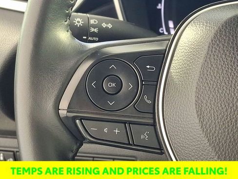 Certified 2025 Toyota Corolla XSE image 25