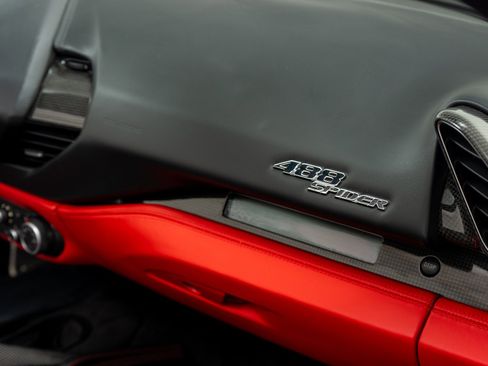 Used 2017 Ferrari 488 Spider RWD image 28