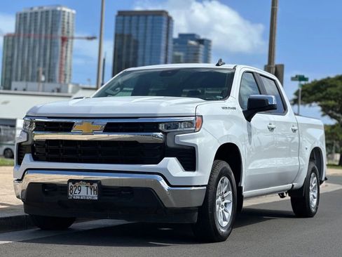 Used 2025 Chevrolet Silverado 1500 LT image 1